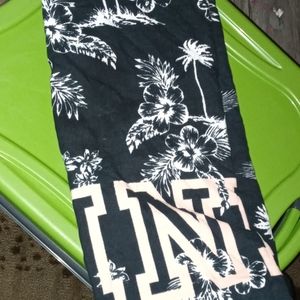 BRAND NEW Victoria Secret towel/bag
